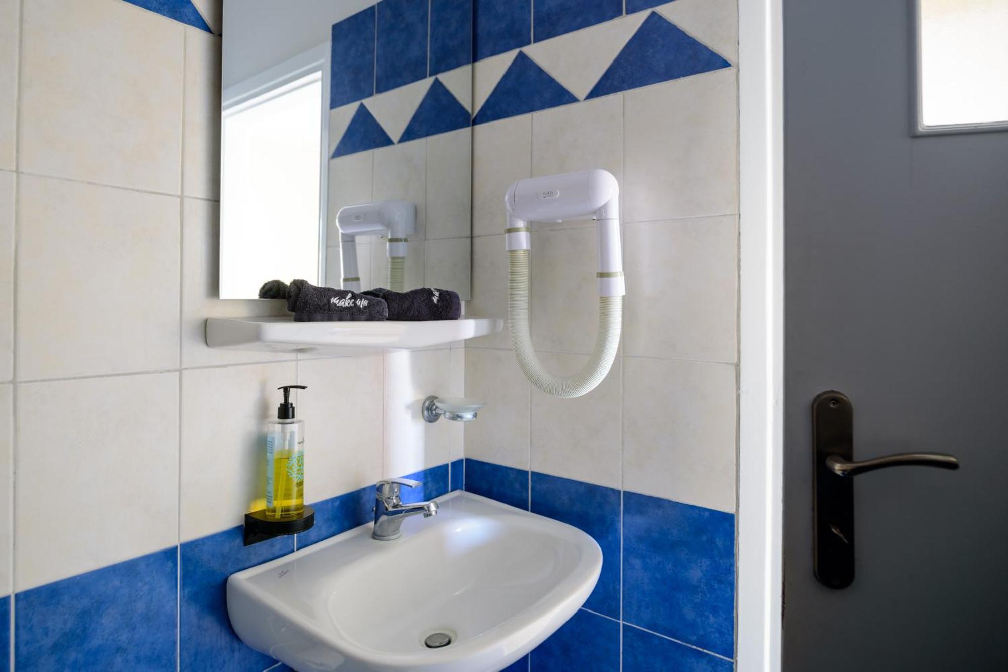 Karidis Hotel Камари Экстерьер фото